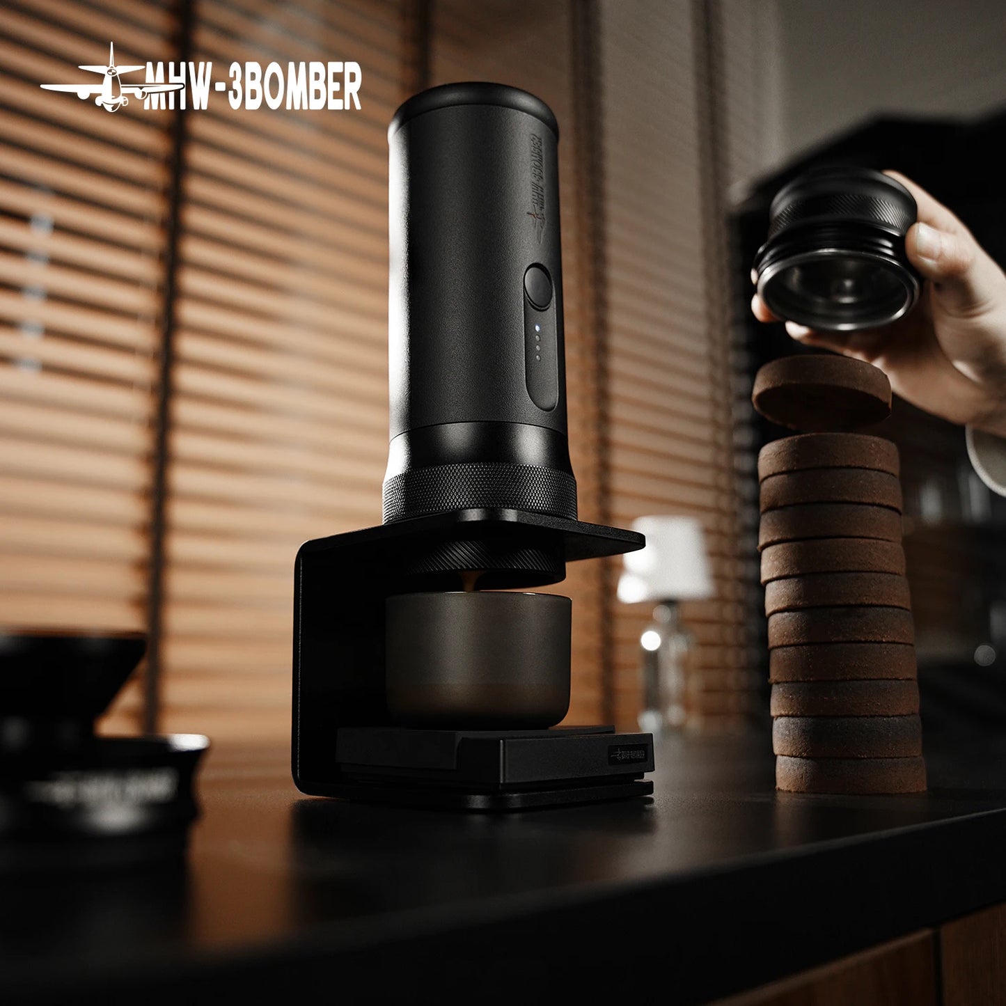 MHW-3BOMBER X-press58 Espresso Machine USB Portable Electric Coffee Machine Travel Coffee Maker for Camping with Storage Bag Kit